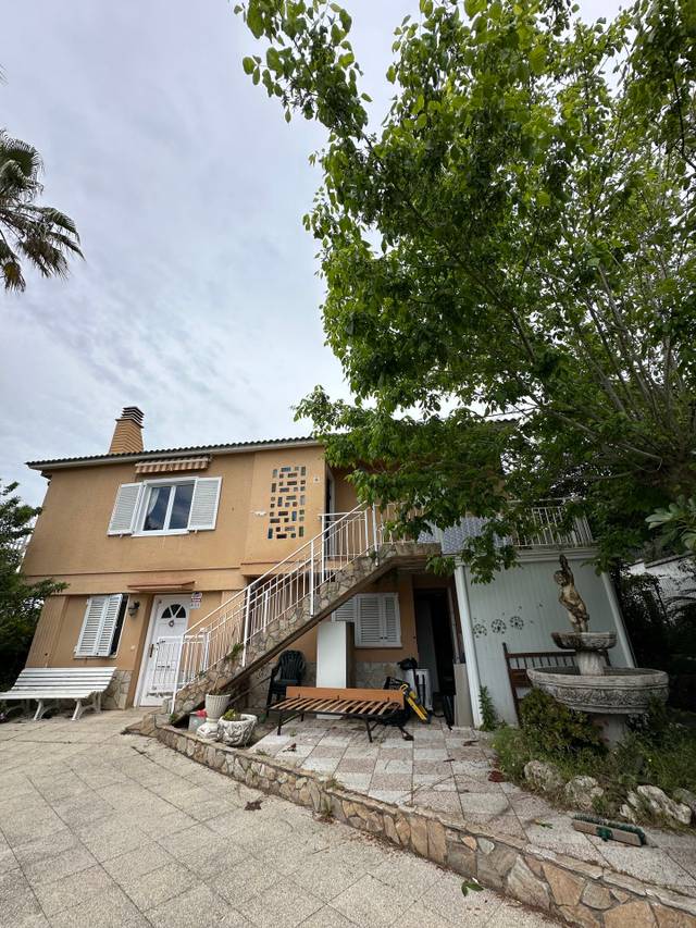 Дом с 5 спальнями и бассейном, Льорет-де-Мар, Lloret de Mar, Girona (1/126)