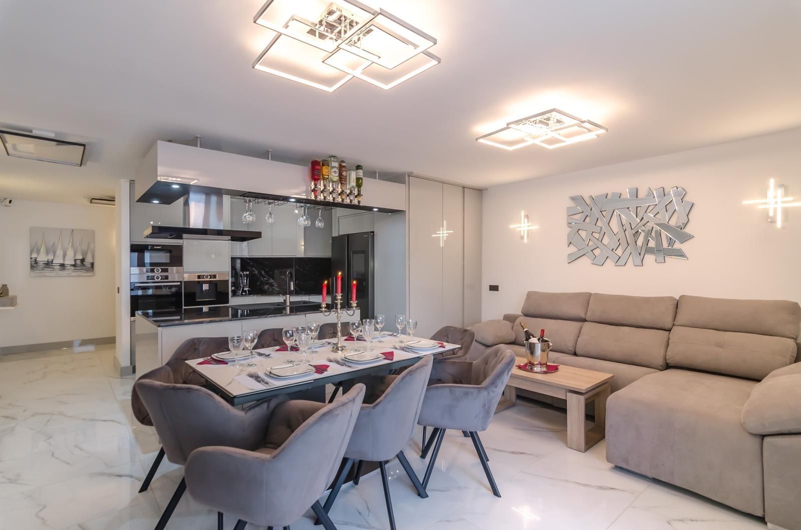 Квартира с 2 спальнями, 300 м от моря, Льорет-де-Мар, Lloret de Mar, Girona — photo 1